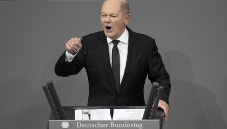 NAPAD NA RUSIJU ČAK I BEZ SAD Otkriven Šolcov tajni plan