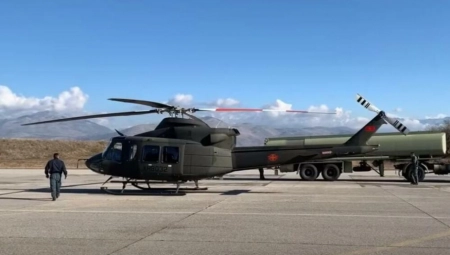 CRNOGORCI POKVARILI HELIKOPTER DOK JE BIO NA PISTI Oko milion evra štete , a još nije ni poleteo