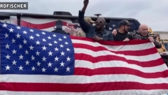 U AMERICI POČINJE GRAĐANSKI RAT?! Čeka se znak guvernera Abota: "Samo pozovi, mi smo naoružani i spremni"