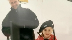 POGODITE KO JE DEVOJČICA NA SLICI Od nasmejanog devojčurka nastala je glamurozna diva, dirljivom uspomenom ocu čestitala rođendan