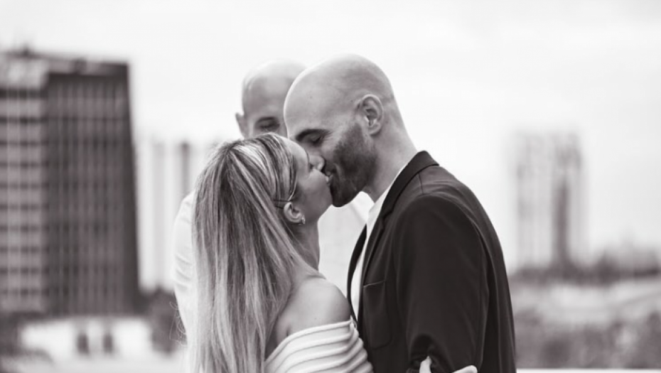 UMRO POZNATI PRODUCENT U 28. GODINI Oženio se pre samo nekoliko nedelja, žena se u suzama oprostila od njega