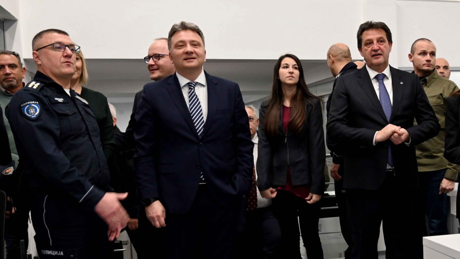 SISTEM OBAVEŠTAVANJA KOJI SMANJUJE RIZIK PO ŽIVOTE I IMOVINU GRAĐANA Novi način obveštenja stupio na snagu