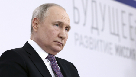 OKREĆU LEĐA RUSIJI Potpuno povlačenje