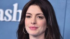 EN HATAVEJ SNIMA 3. DEO OMILJENOG FILMA Njen viralni snimak je obišao ceo svet, fanovi vrište od uzbuđenja, ovo su čekali!