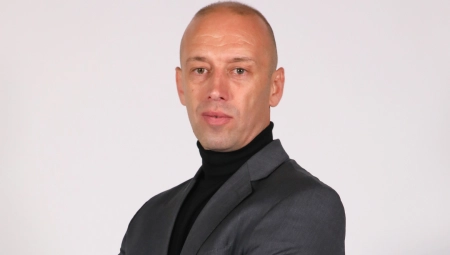 "ĐILAS BI UNIŠTIO DRŽAVU KAO ŠTO JE DS!" Radoslav Milojičić Kena, predsednik Srpske levice, u intervjuu za Alo!