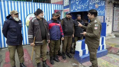 UBIJENO NAJMANJE 10 POLICAJACA Masakr u Pakistanu, napali ih po mrklom mraku
