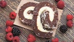 CRNO BELI ROLAT Slatka fantazija za koju će vam svi tražiti recept