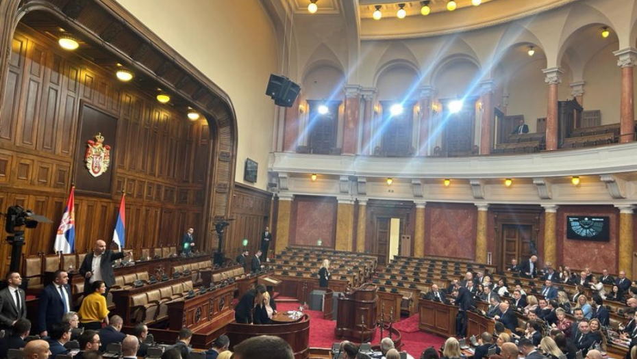 MOŽDA JE BOLJE DA SU ĆUTALI Evo objašnjenja zašto su zahtevi opozicije toliko besmisleni