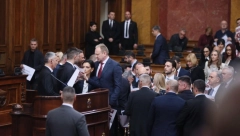 DRSKO, PRETEĆE, NEVASPITANO, NASILNO Radoslav Milojičić Kena o Đilasovom ponašanju u parlamentu