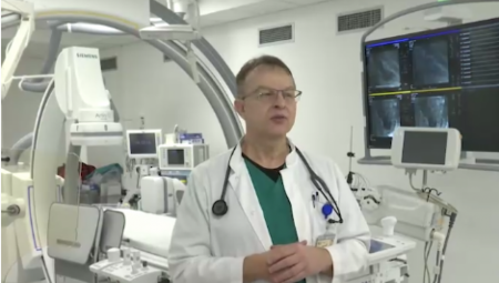 SEDMOGODIŠNJAK PRVI PACIJENT U NAJSAVREMENIJOJ SALI Institut za majku i dete dobio prostoriju kakve nema u regionu