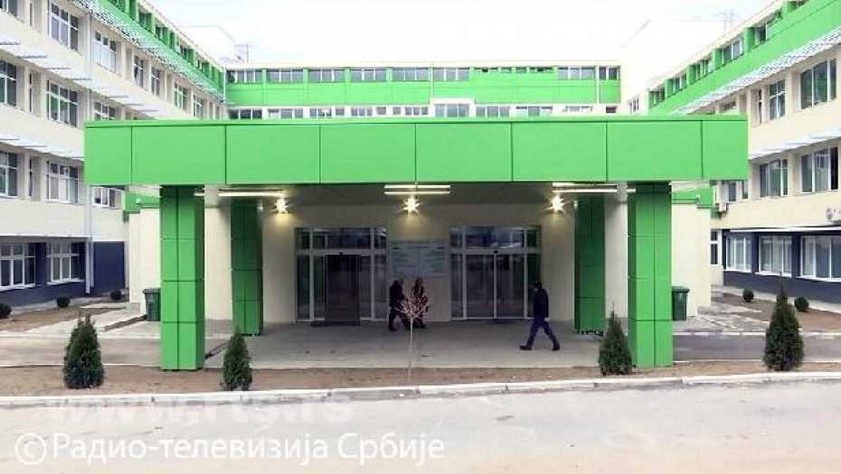 ZDRAVSTVENI CENTAR VRANJE NE DOZVOLJAVA PRATNJU ZA POROĐAJE UPRKOS NAREDBI Ovo navode kao razlog za to