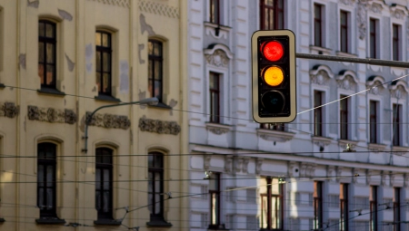 U BEOGRADU POSTAVLJENE NOVE SAOBRAĆAJNE KAMERE Šta čeka vozače koji prođu kroz žuto?