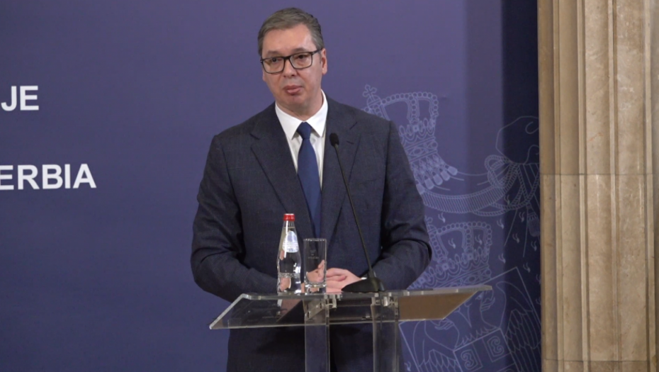 VUČIĆ SUTRA URUČUJE ODLIKOVANJA Tačno u 6 popodne