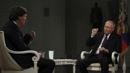 STRUČNJAK ZA GOVOR TELA ANALIZIRAO PUTINA Ruskog predsednika odao jedva primetan gest (FOTO/VIDEO)