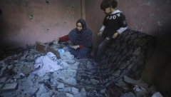 PRIČA KOJA VAS NEĆE OSTAVITI RAVNODUŠNIM Palestinka u oronulom šatoru čeka da se porodi, a nema ništa