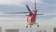 HELIKOPTEROM PREBAČEN U BOLNICU Jeziva nesreća, skijaš izleteo sa staze (VIDEO)