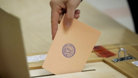 FINSKA GLASA U DRUGOM KRUGU PREDSEDNIČKIH IZBORA Konzervativac Stub u blagoj prednosti