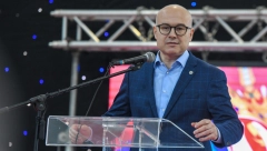 PATRIJARH PORFIRIJE ODRŽAVA LITURGIJU I POMEN STRADALIM SRBIMA: Premijer Vučević prisustvuje događaju!