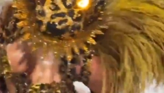 KARNEVAL U RIJU UVELIKO TRAJE Šou na ulicama, luda muzika i neprevaziđeni kostimi (VIDEO)