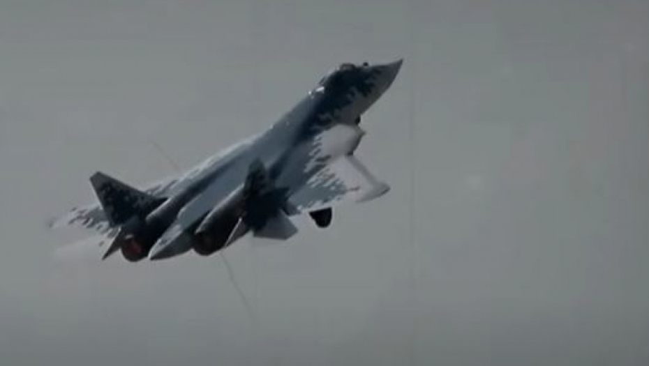 "PAKLENI LOVAC" Rusija napravila najmoćniji avion na svetu (VIDEO)