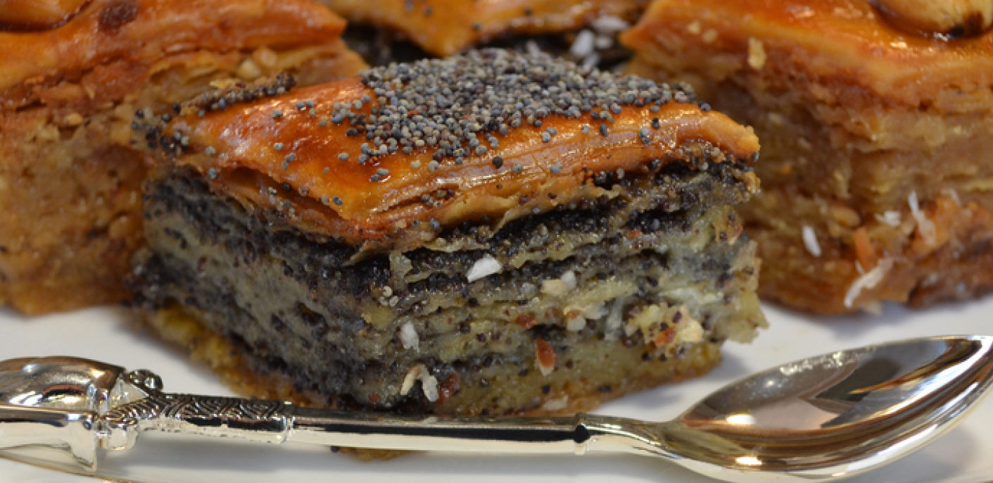 BAKLAVA SA MAKOM Najlepša slatka pita koju ste jeli, svi će tražiti dodatak!