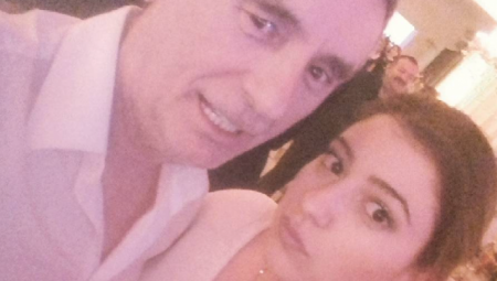 OVO JE ĆERKA LEPOG MIĆE KOJU KRIJE OD SVIH Jako je moćna i uticajna, bićete u šoku kada saznate gde radi!