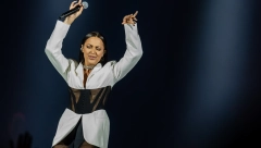 PRIJI PUKLE HELANKE U PREDELU MEĐUNOŽJA Pojavio se snimak: Prvi red je imao šta da vidi!