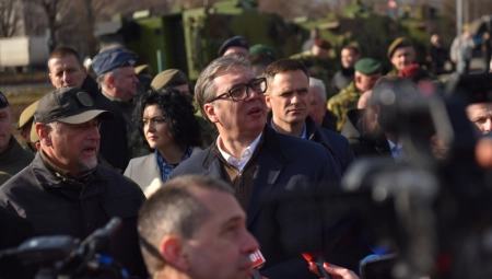 "POLAŽEM VELIKE NADE U DRON-KAMIKAZU" Predsednik Srbije poručio: Želimo ga u upotrebi VS