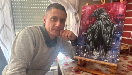 STEFAN JE OFICIR I SLIKAR Za Dan državnosti oslikao simbole Srbije, a orao za njega ima posebnu simboliku