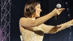 PUBLIKA PEVA UMESTO PRIJE Atmosfera u Osijeku treće večeri dostigla vrhunac