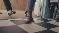 Pozvao prostirutku pa jedva izvukao živu glavu