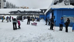 JAHORINA KRCATA ZA PRAZNIKE Prepuna skijaša iz Srbije (FOTO)