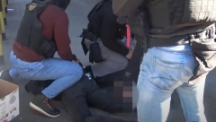 RUKE GORE, LEZI DOLE, BRZO! Pogledajte filmsku akciju srpske policije nakon velike krađe na Vračaru (VIDEO)
