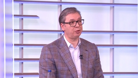 NJIHOVI ZAHTEVI SU NOTORNE GLUPOSTI Vučić o Proglasu: Sve o izbornim listama je transparentno