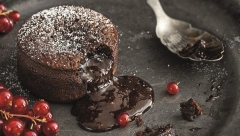 LAVA KOLAČ Slatkiš koji budi sva čula, lagan i kremast