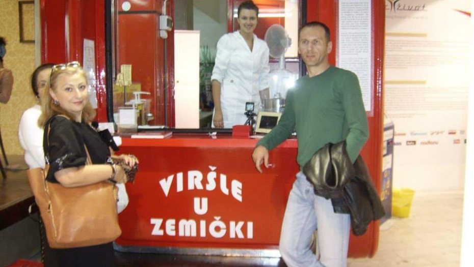 STRAST PREMA KOCKICAMA Kultni crveni kiosk iz doba SFRJ mogao bi da dobije novi život - GLASAJTE!