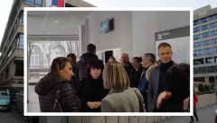 POČELO SUĐENJE KOSTI I NJEGOVIM RODITELJIMA Roditelji nastradalih ušli u sudnicu, danas će ispričati šta se zbilo kobnog 3. maja