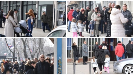 A KURTIJA BAŠ BRIGA! U Kosovskoj Mitrovici MAJKE sa DECOM u redovima čekaju da podignu socijalnu pomoć, dinara nema