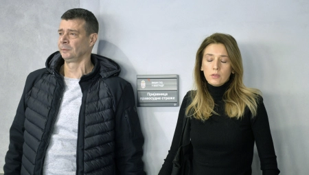 SUDIJU RASPLAKALO SVEDOČENJE OCA UBIJENE DEVOJČICE IZ RIBNIKARA Od zapisničarke zatražila maramice