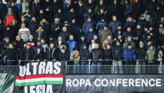 CELA EVROPA SE SMEJE UEFA-I Pogledajte kako su poljski navijači "prevarili" sistem, slika iz Varšave je obišla svet (FOTO)