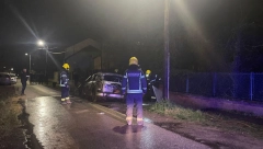POŽAR U NOVOM SADU Izgoreo automobil na Detelinari (FOTO/VIDEO)