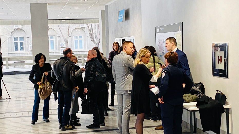 "POZVALA ME SOFIJINA DRUGARICA I REKLA MI DA MOJE DETE LEŽI PORED KLAVIRA" Svedočenje Milanke Negić rasplakalo sve u sudnici