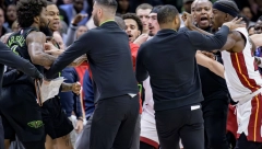 HAOS NA NBA MEČU Nikola Jović učestvovao u žestokoj tuči (VIDEO)