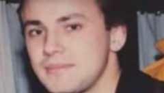 NIKAD NEĆETE POGODITI KO JE OVAJ FRAJER! Povezuju ga sa žestokim momcima, a ćerka mu je poznata starleta