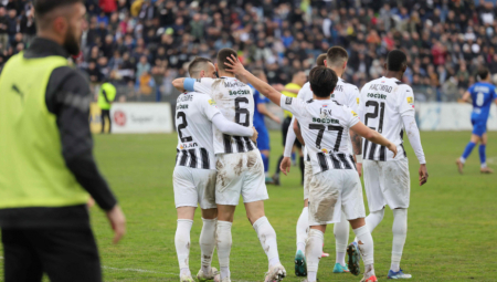 PARTIZANOV TIM ZA DERBI Mesta za improvizaciju nema, svi igrači na raspolaganju Duljaju u meču sezone
