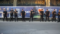 EPILOG SKANDALA Haos u hrvatskom derbiju, policija hapsila i tukla navijače, "radio" je i suzavac