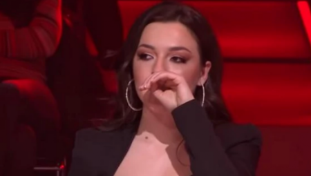IZBAČENA JE IZ GRANDA ZBOG BRUTALNE SVAĐE SA KARLEUŠOM Evo gde je danas pevačica, reči koje je tada izgovorila izazvale su skandal