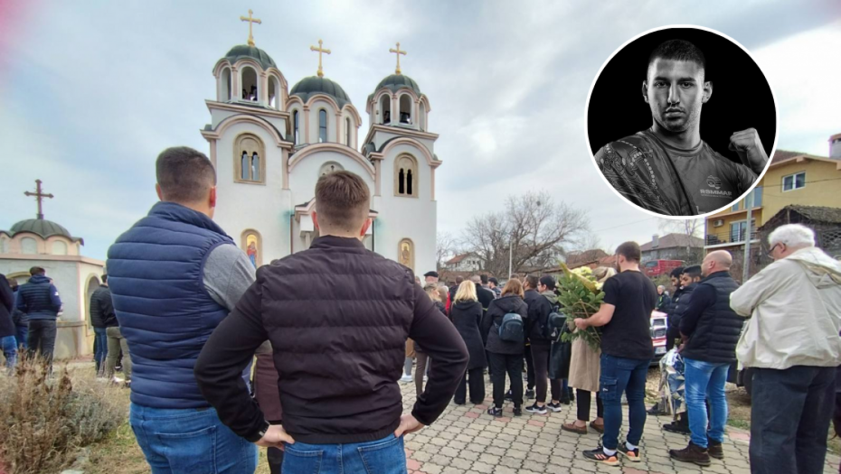 STEFANOVA PORODICA SLOMLJENA, JEDVA STOJE NA NOGAMA OD BOLA Opelo ubijenom drži više sveštenika, na groblju 500 ljudi