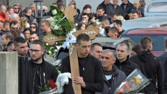 SAHRANJEN MMA BORAC STEFAN SAVIĆ (23) Nema ko nije zaplakao