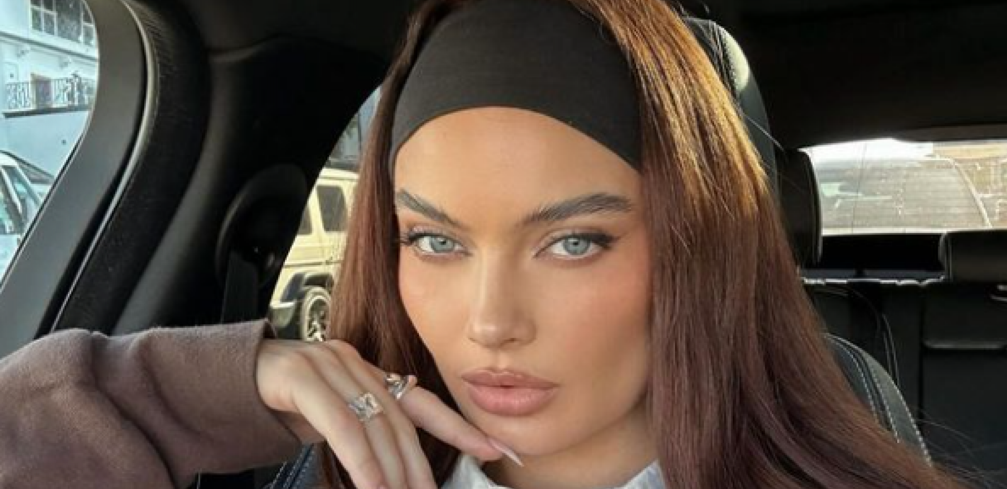 OLOVKA ZA USNE JE OBAVEZAN DEO MEJKAP RUTINE Evo kako da vam traje tokom celog dana